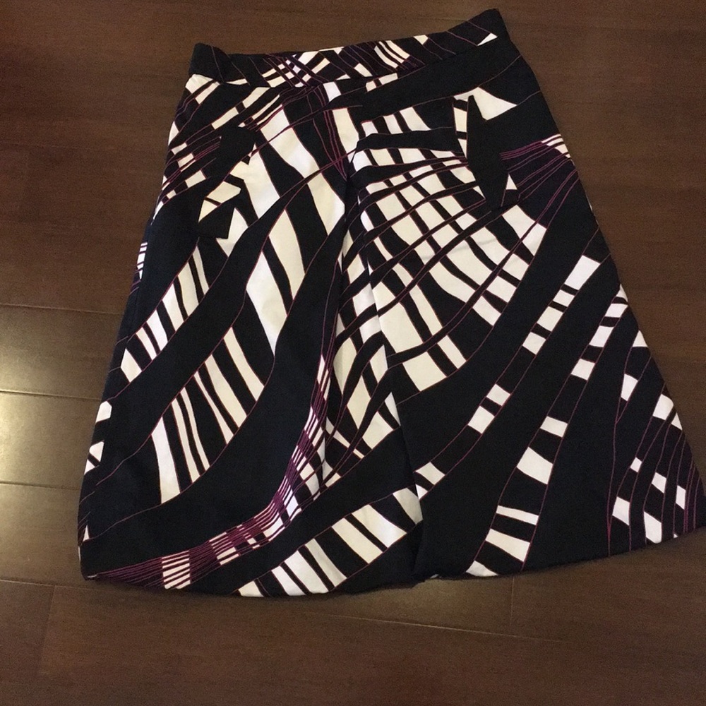 ELLEN TRACY Geometric Pattern Skirt